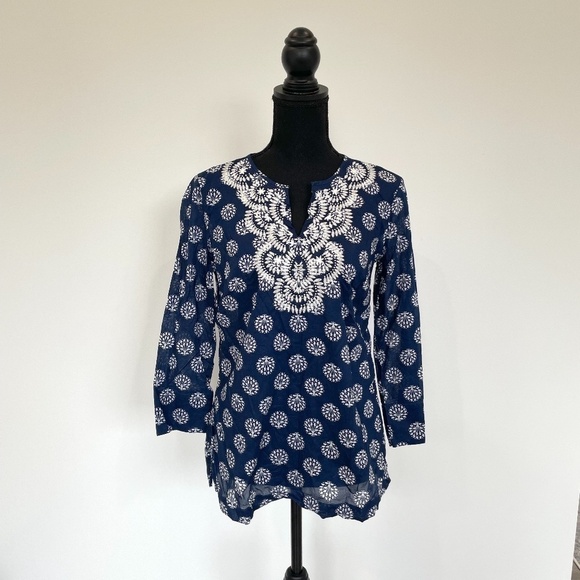 Talbots V-Neck Sheer 3/4 Sleeve Blue Top - Picture 1 of 7